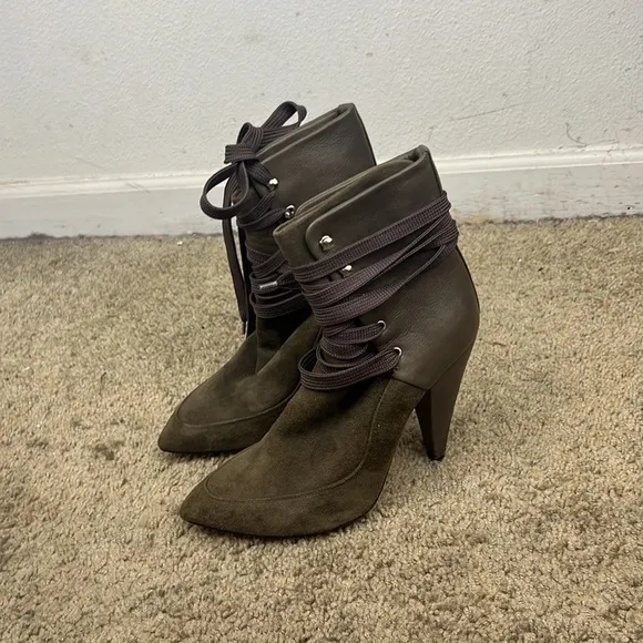 IRO KANSAS khaki suede boots