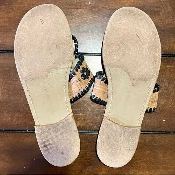 Jack Rogers Cork &amp; Black Flower Thong Sandals – Size 8
