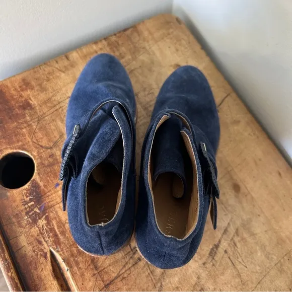 Jack Rogers Navy Suede Wedge Ankle Boots women’s sz 7