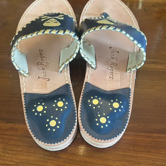 jack rogers skull and cross bone sandals