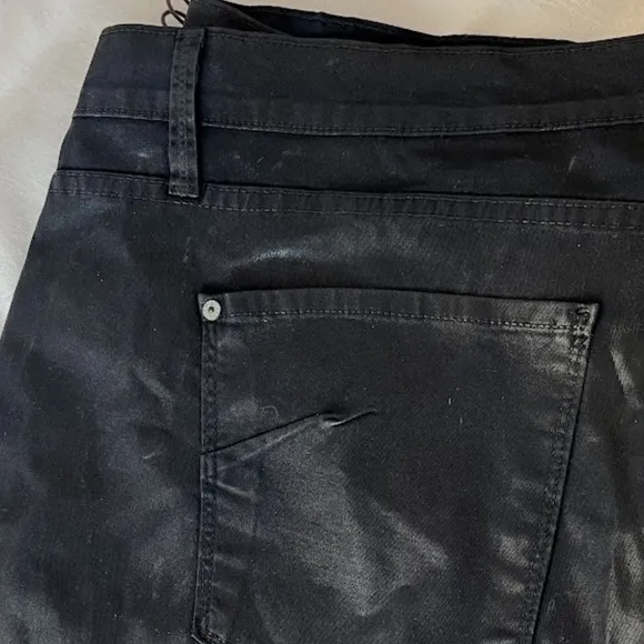 James Jeans Twiggy Z Coated Skinny Blue/Black Size 24 NWT 🎉4X Host Pick🎉