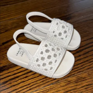 JANIE &amp; JACK WHITE SANDAL 6C