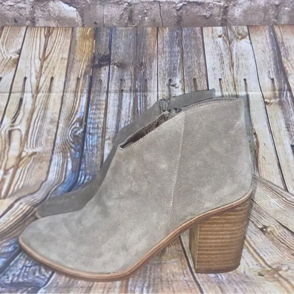 JEFFREY CAMPBELL Kamet 2 Taupe Suede Leather Ankle Boots Size 10