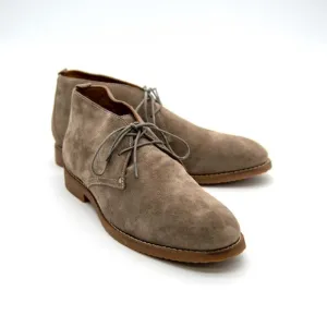 Johnnie-O J-Flex Suede Chukka Boots / Stone (Taupe) / Men's 9 / NWB