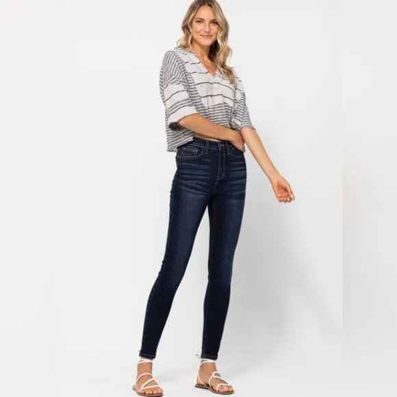 Judy Blue Skinny High-Rise Waist Denim Handsand Stretchy Jeans Slim Ankle Pants