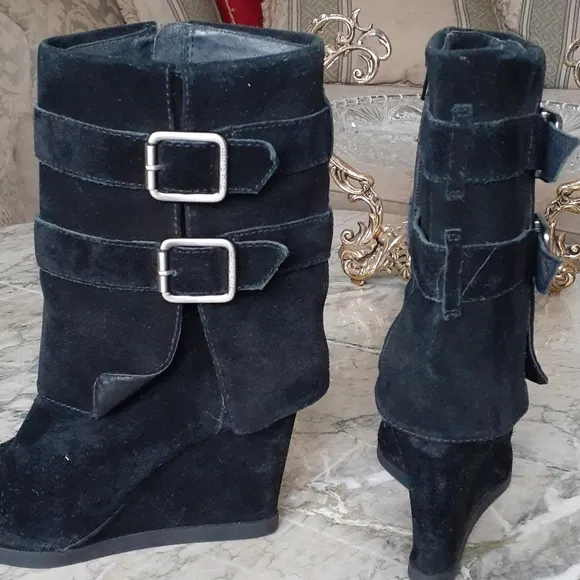 Juicy Couture boots