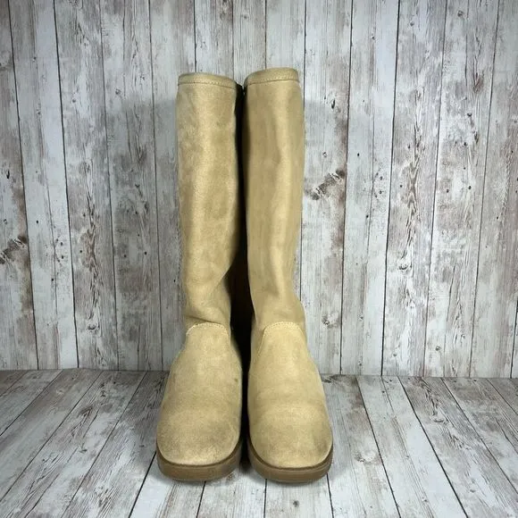 Juicy Couture Butterfly Boots - Women's 7