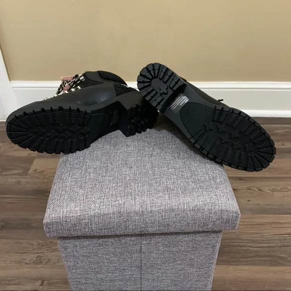 Juicy Couture Indulgence Hiker Black Boots Size 9.5
