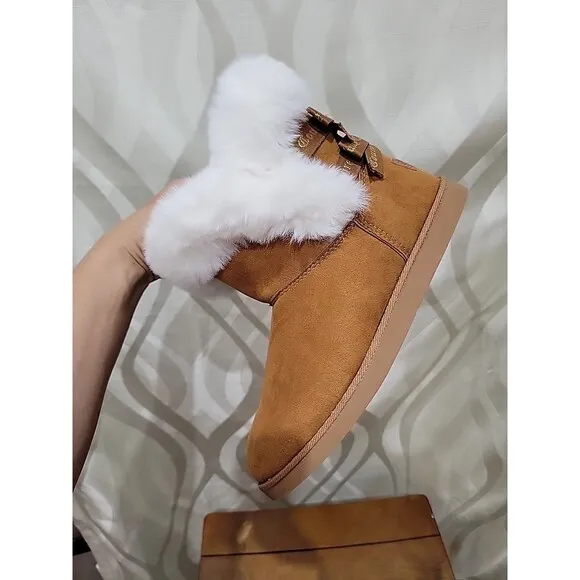 Juicy Couture King Brown Cognac Bow Detail Faux Fur Lined Insulated Boots- SZ 9