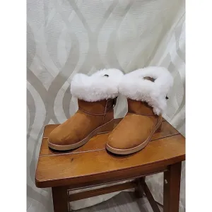 Juicy Couture King Brown Cognac Bow Detail Faux Fur Lined Insulated Boots- SZ 9