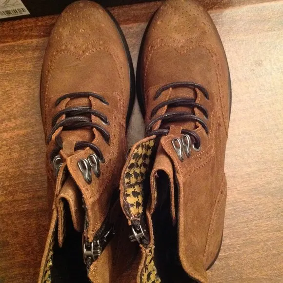 Karl Lagerfeld Paris Men's Brown Suede Wingtip Boots 11M New in Box