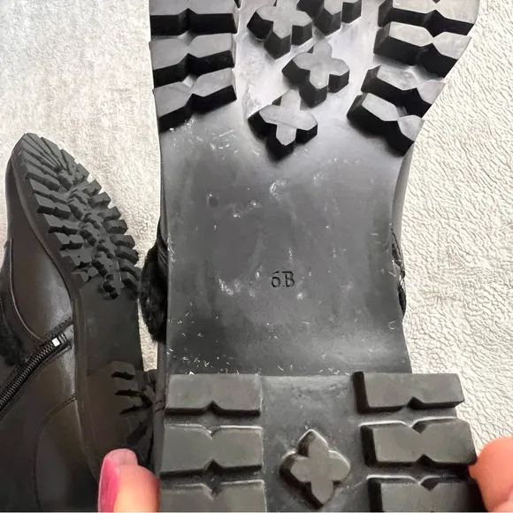 Kate Spade Raquelle Lug Sole Lace-Up Sherpa Faux Fur Combat Boot Black Sz 6