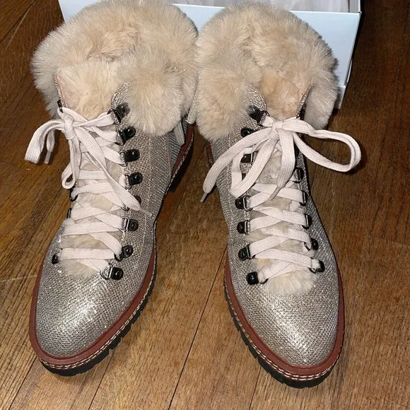 •KATE SPADE•NIB ROSALIE GOLD METALLIC FAUX FUR ANKLE LACE UP BOOTIES SIZE 7
