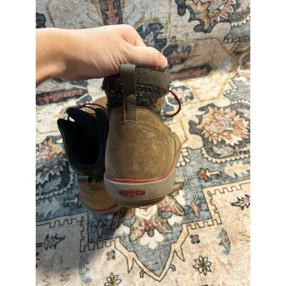 Keen insulated winter boots leather women’s outdoor boots size 9