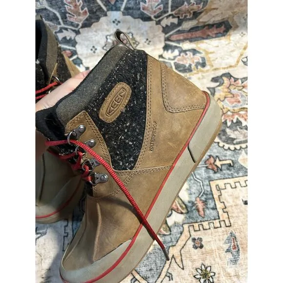Keen insulated winter boots leather women’s outdoor boots size 9