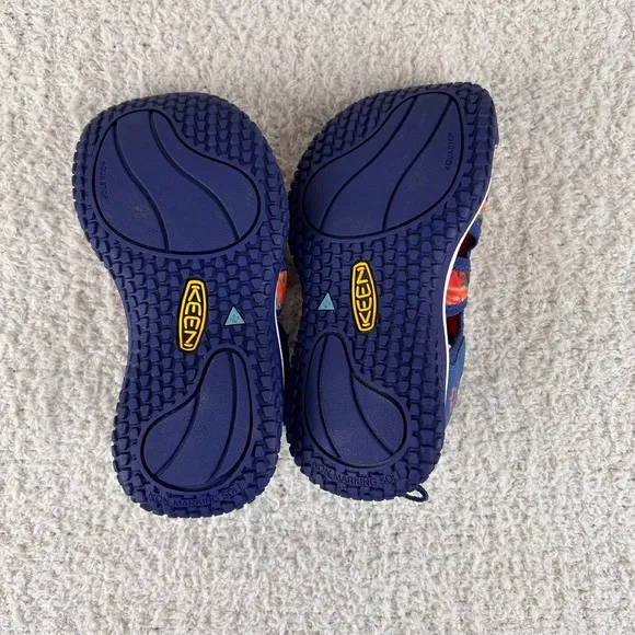 KEEN Stingray Water Sandals Kids 10 Blue Closed Toe Beach Fishing Outdoor NWOT