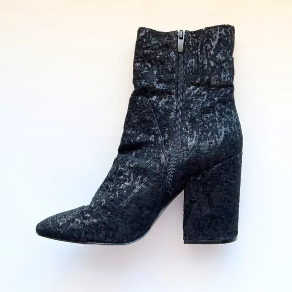Kendall   Kylie Black Jacquard Canvas Block Heel Boots Booties Size 10