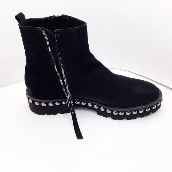 {Kennel &amp; Schmenger}Suede Studded Boots