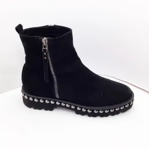 {Kennel &amp; Schmenger}Suede Studded Boots