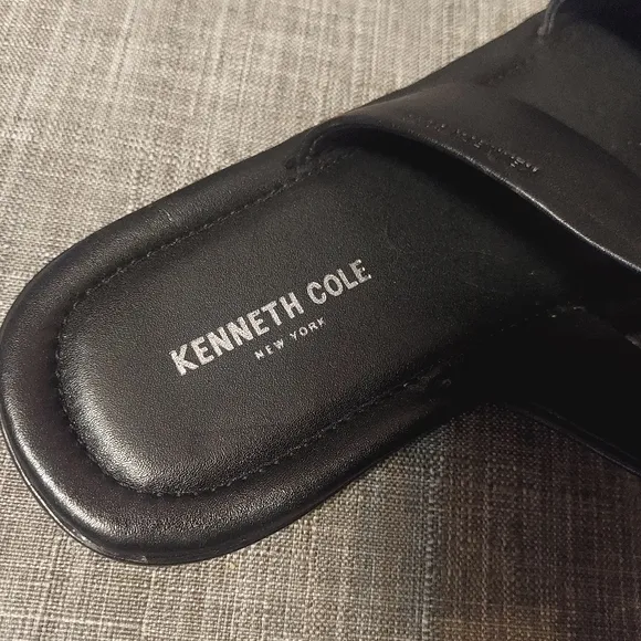 Kenneth Cole Black Minimalist Slide Sandals