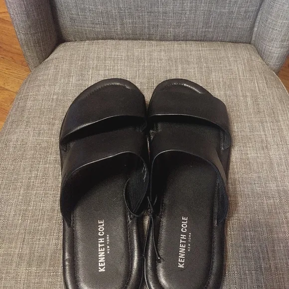 Kenneth Cole Black Minimalist Slide Sandals