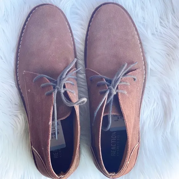 Kenneth Cole Reaction Passage Suede Chukka boots