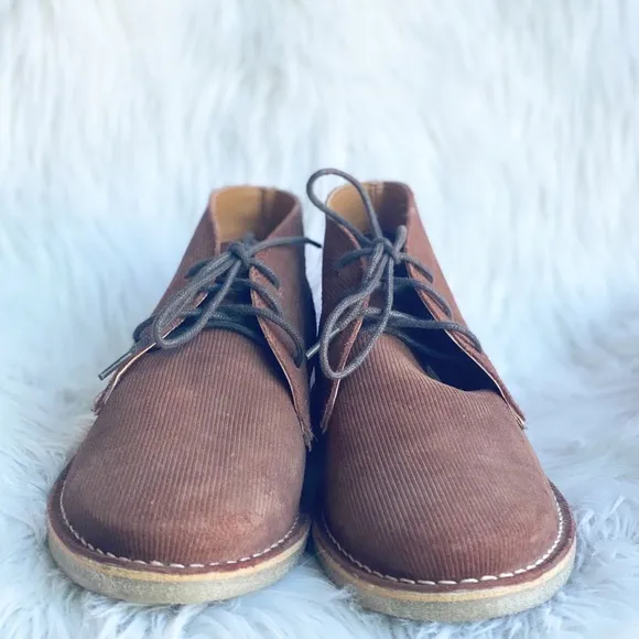 Kenneth Cole Reaction Passage Suede Chukka boots