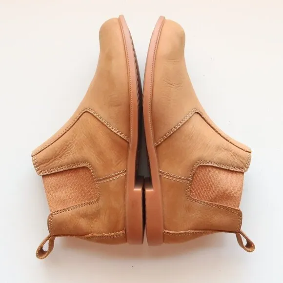 Kodiak Tan Nubuck Leather Low-Rider Original Pull-on Chelsea Ankle Boots Booties
