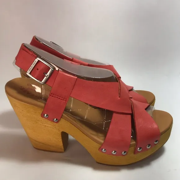 Kork-Ease Constance Coral Leather Stacked Heel Sandals Size 8 NIB
