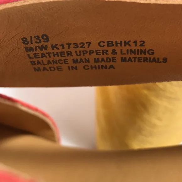 Kork-Ease Constance Coral Leather Stacked Heel Sandals Size 8 NIB