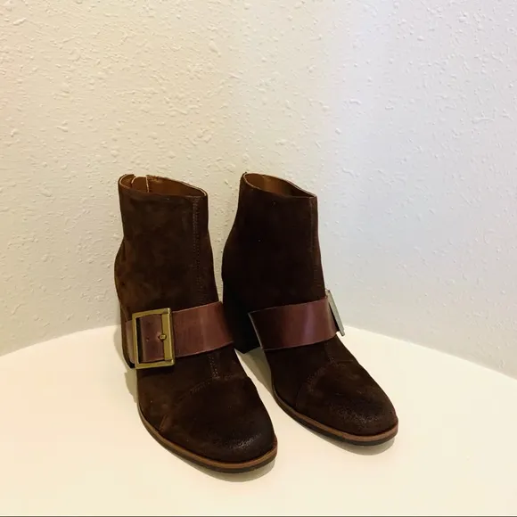 Korks Denoon Bukle Brown Suede Women’s Ankle Boots Size 6 NWT