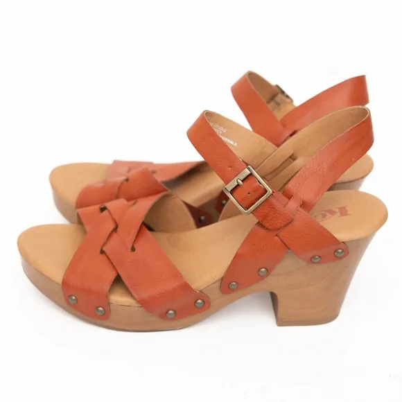 Korks. New!  Bagley Chunky Heeled Sandal.