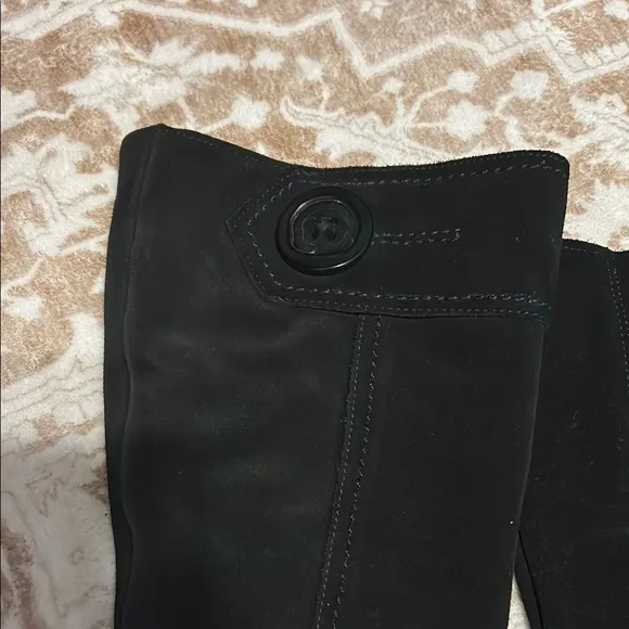 La Canadienne Suede Black Women's Mid-calf Boots