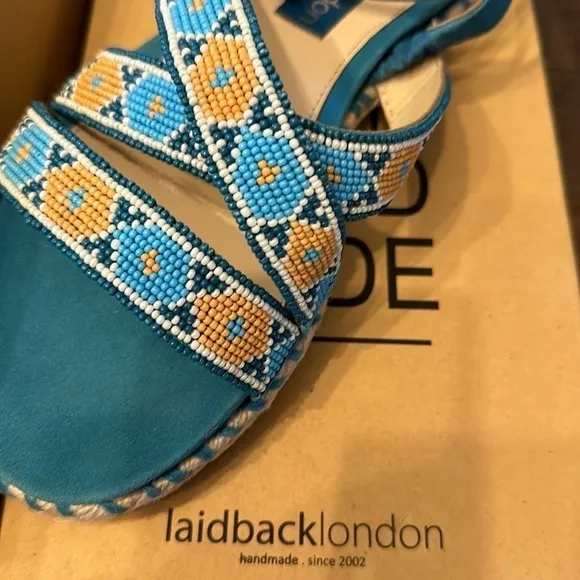 Laidback London Majolica sandal, NWB; sz 37