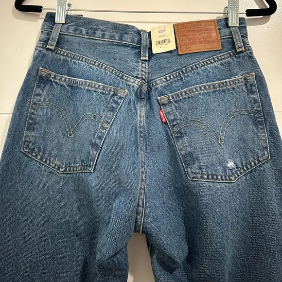 Levi’s 501 jeans high rise straight leg blue denim classic edgy trendy NWT 25