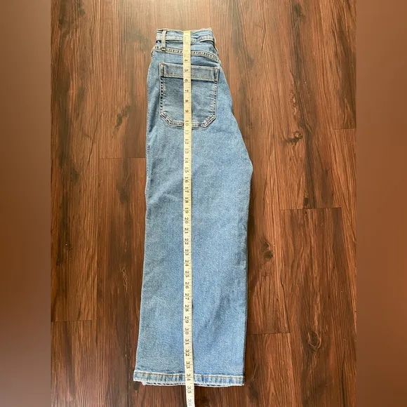 Levis Mile Wide Leg Women's Cropped Jeans, Size 27