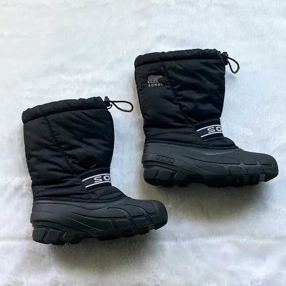 Like New Sorel Cub NY1799-011 Youth Insulated Lined Black Snow Boots Size 4