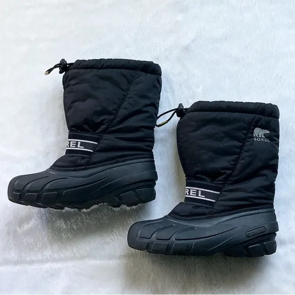 Like New Sorel Cub NY1799-011 Youth Insulated Lined Black Snow Boots Size 4
