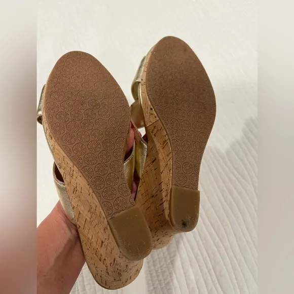 Lilly Pulitzer gold wedge Selena sandals