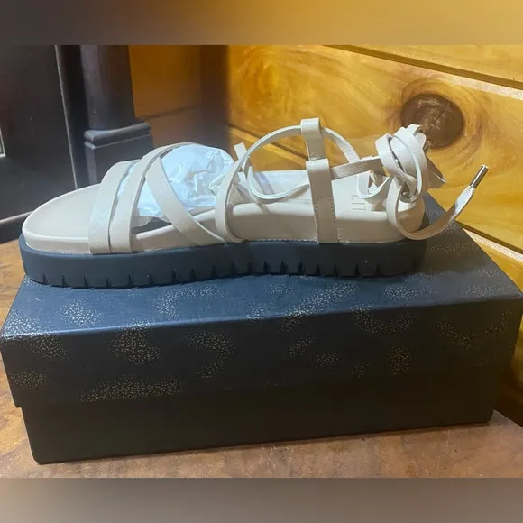 LITA BY CIARA LUG LACE UP GLADIATOR SANDALS SIZE 39 STRAPPY CHUNKY IN SAND NIB