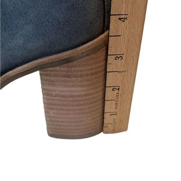 Lucky Brand Pellyon Slate Gray Suede Zip Wooden Western Ankle‎ Boots Sz 7 New