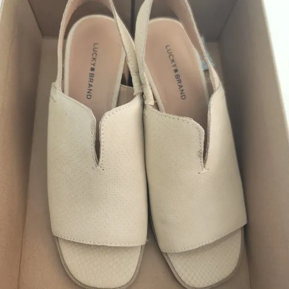 Lucky Brand Womens Jaila Warm Sand Open Toe Block Heel Mule Sandal Size 7.5 M