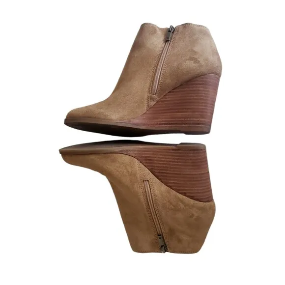 Lucky Brand Yakeena Ankle Boots Size 10 Tan Suede Upper Wooden Wedge Side Zipper