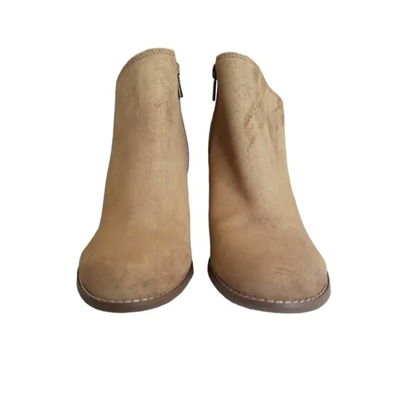 Lucky Brand Yakeena Ankle Boots Size 10 Tan Suede Upper Wooden Wedge Side Zipper