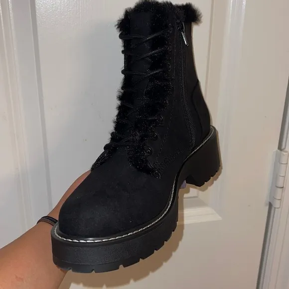 Madden girl black faux fur combat boots 8