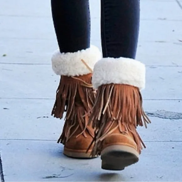MADDEN GIRL Sleet Suede Fringe Wedge Boots