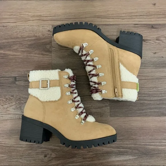 Madden Girl Tan Lug Sole Faux Fur Hiker Boots Size 9.5 Women’s Boots