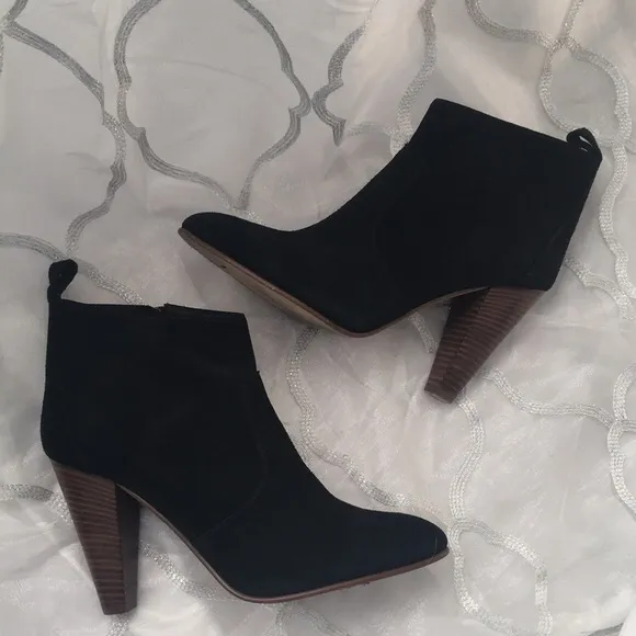 Madewell 1937 black suede ankle boots