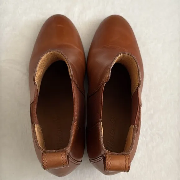 Madewell | The Regan Leather Block Heel Chelsea Boot English Saddle J8307 (7.5)