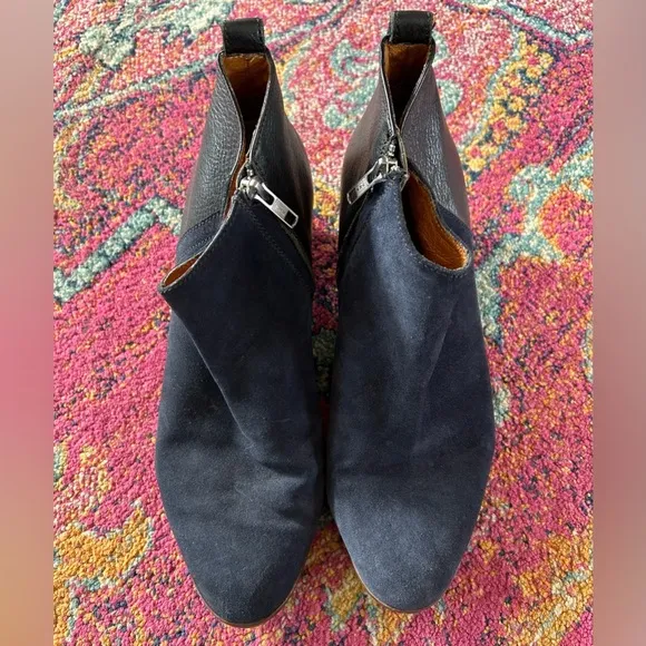 Madewell | Women’s black Cait leather/suede ankle booties, side zippers, size 11